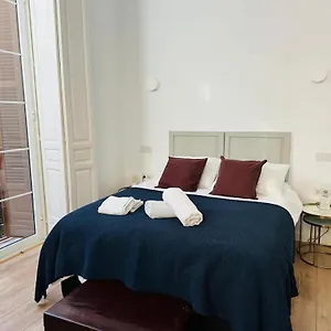 https://holidays2malaga-azucena-old-town.1costadelsol.com